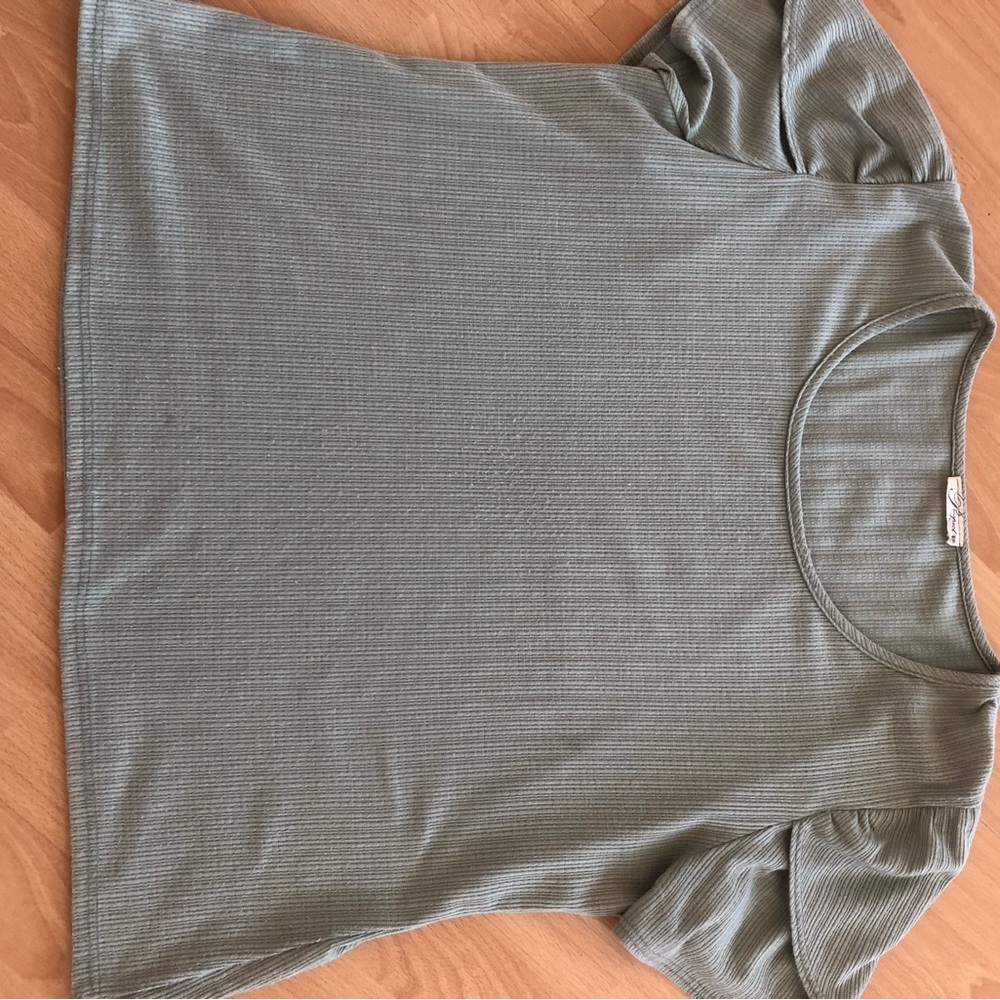 Gray Ribbed Short Sleeve Blouse